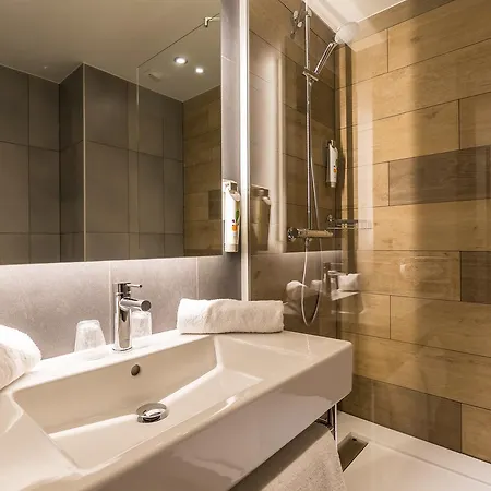 Ibis Styles Geneve Palexpo Aeroport Szálloda 3*