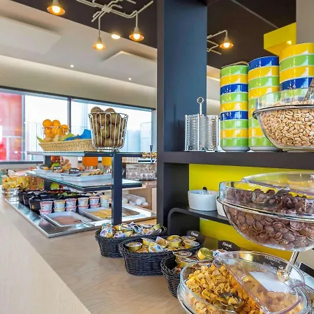 Ibis Styles Geneve Palexpo Aeroport Le Grand Saconnex